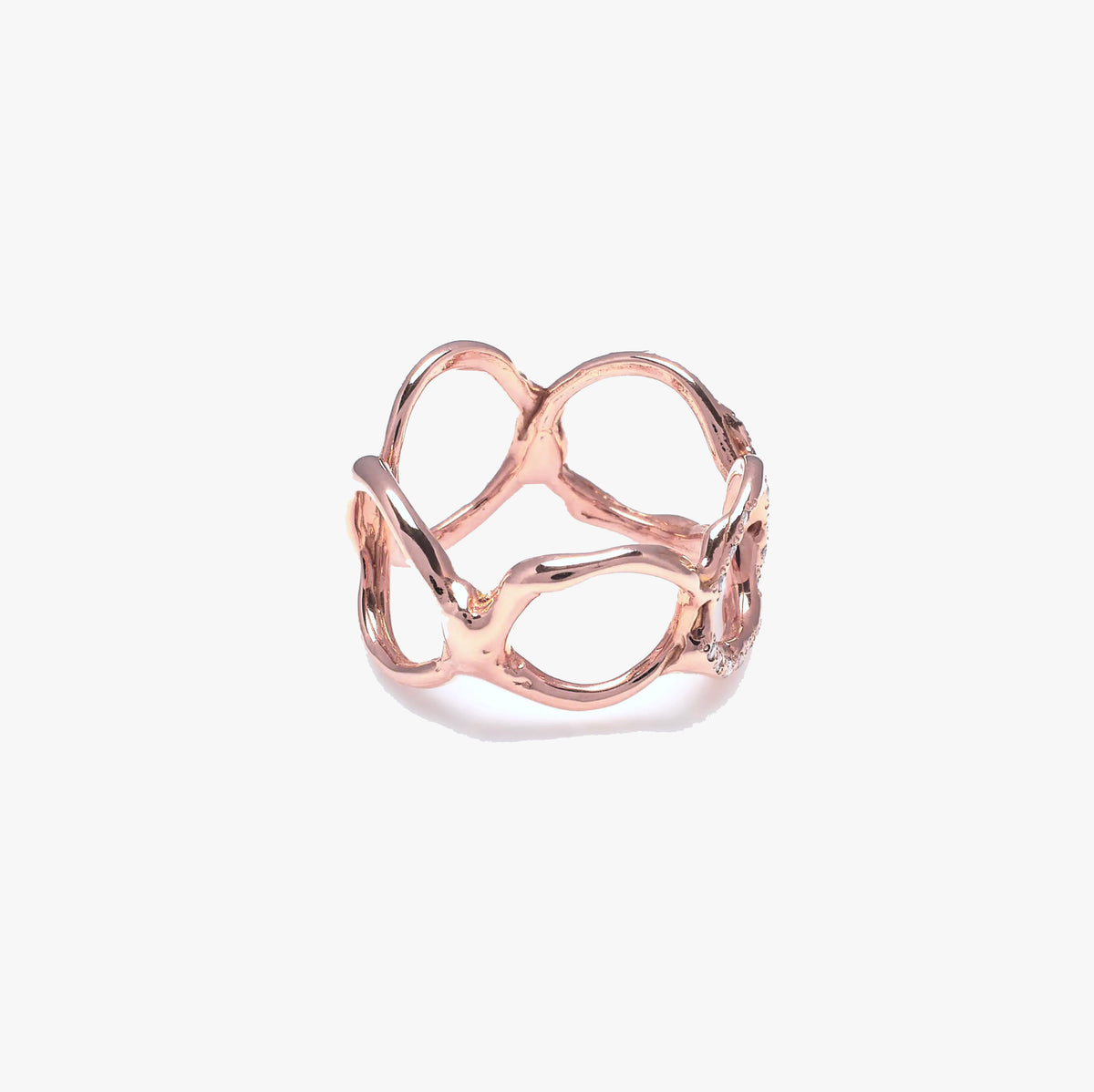 Rose gold reticolo ring with sporadic diamonds